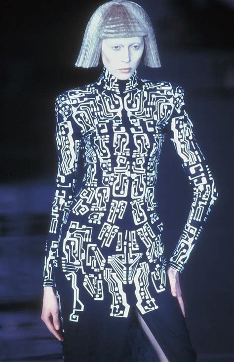 y2k Givenchy fall